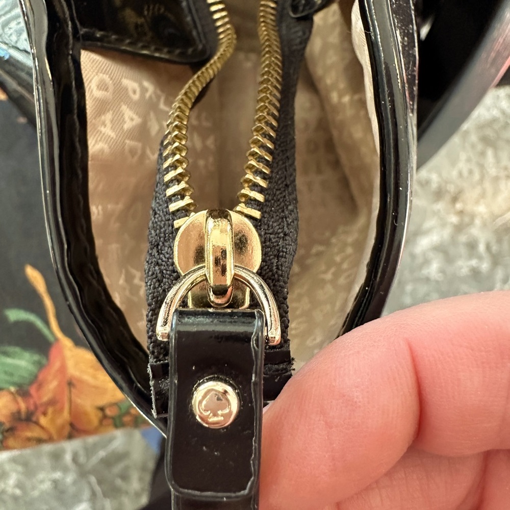 Kate Spade Sophie Camellia Street Patent Tote - Picture 5 of 12